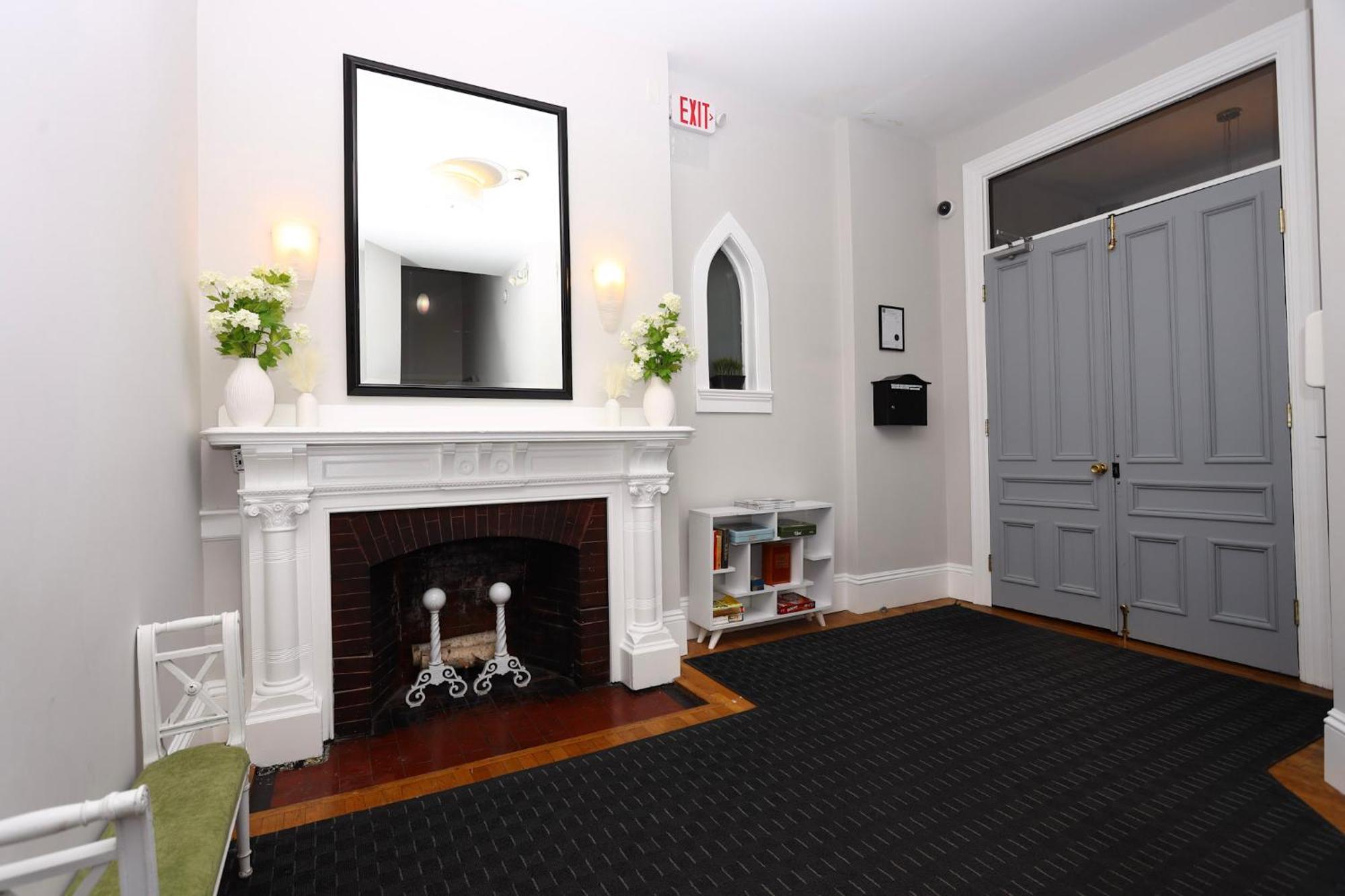 Large Stylish Newbury Street Studio W/ Kitchen บอสตัน ภายนอก รูปภาพ